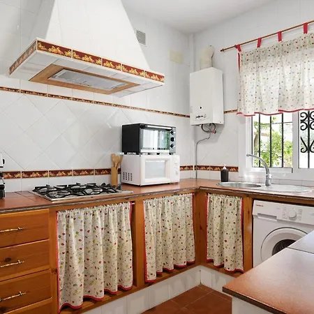 Dom wakacyjny Casa Paqui 1 *